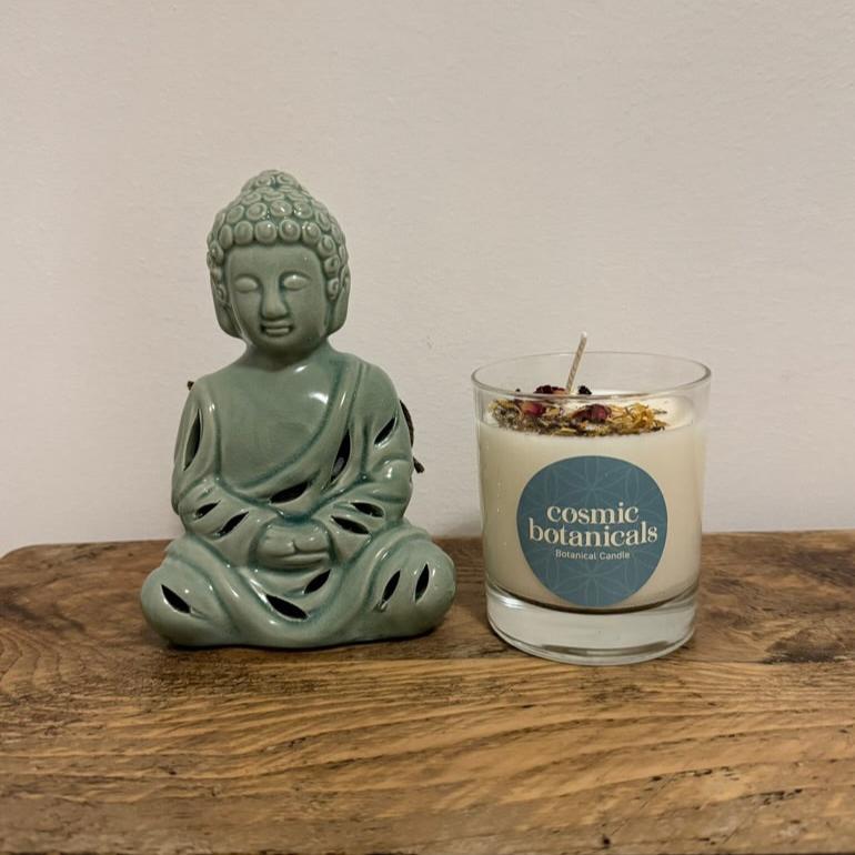 English Pear and Freeisa 30cl Botanical Candle